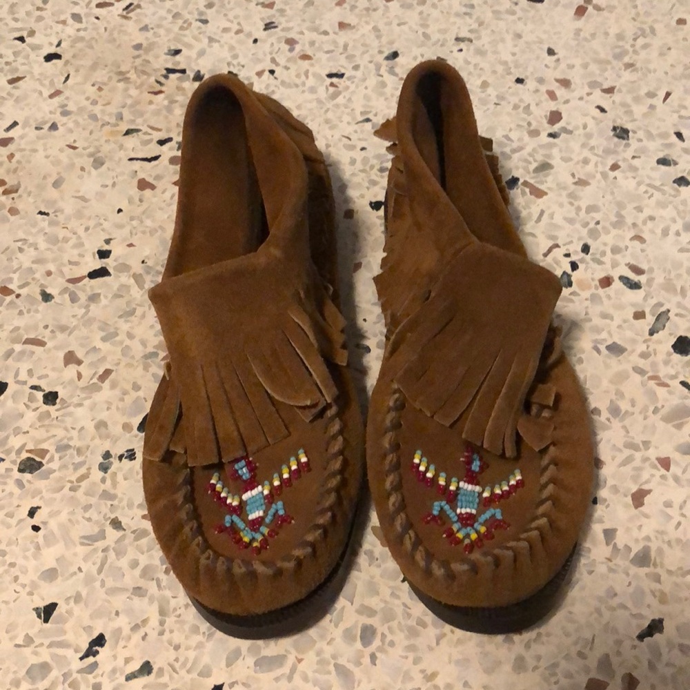 Minnetonka moccasins with Fringe